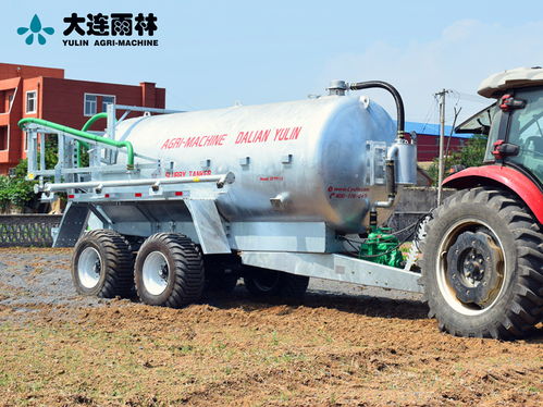 高效環(huán)保，雨林廠家供應(yīng)16方液體糞肥噴灑車吸污車